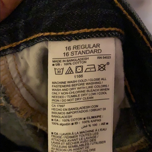 Old navy kids jeans - Picture 3 of 3